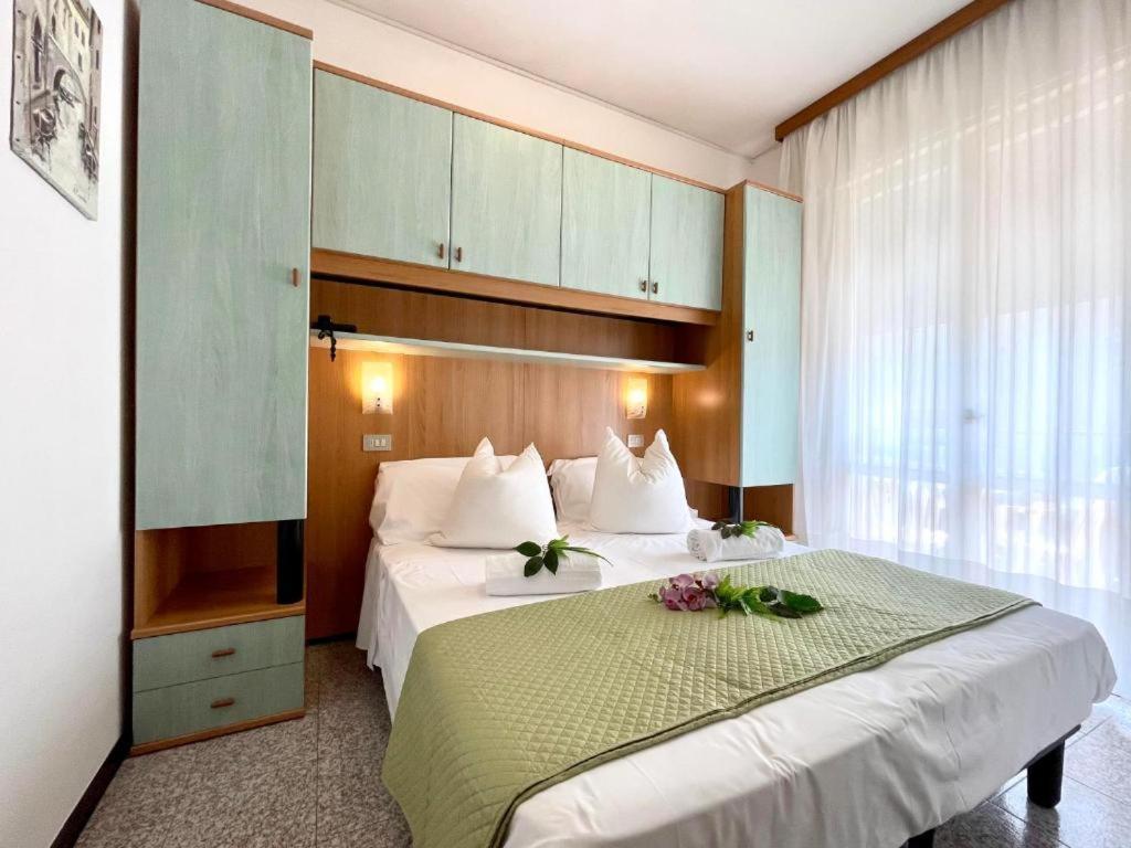 Hotel Trovatore Lido di Jesolo Exterior foto